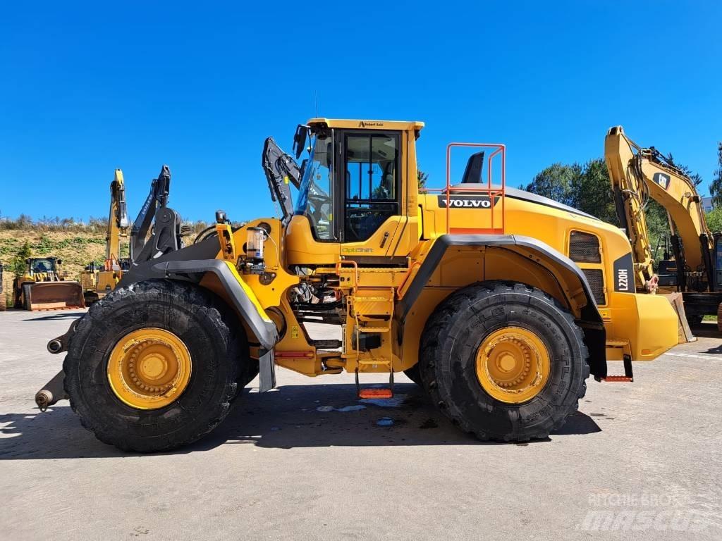 Volvo L 220 H Cargadoras sobre ruedas