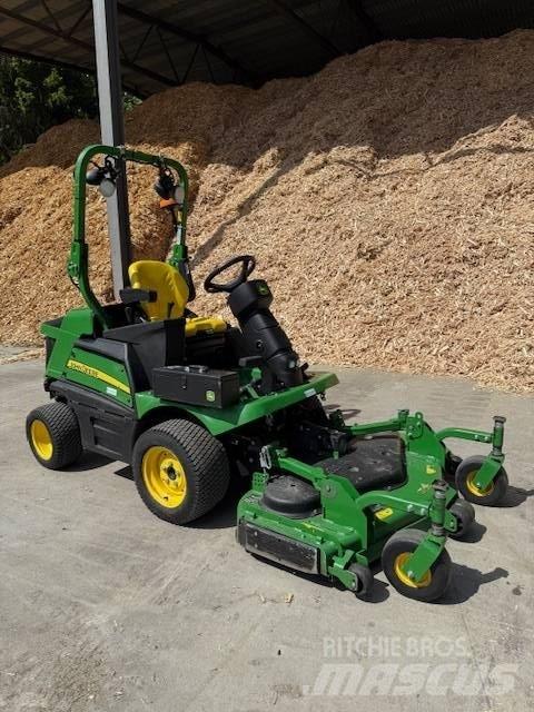 John Deere 1570 Tractores corta-césped