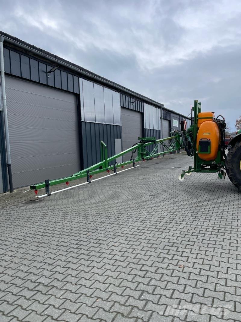 Amazone UF 1200 Trailed sprayers