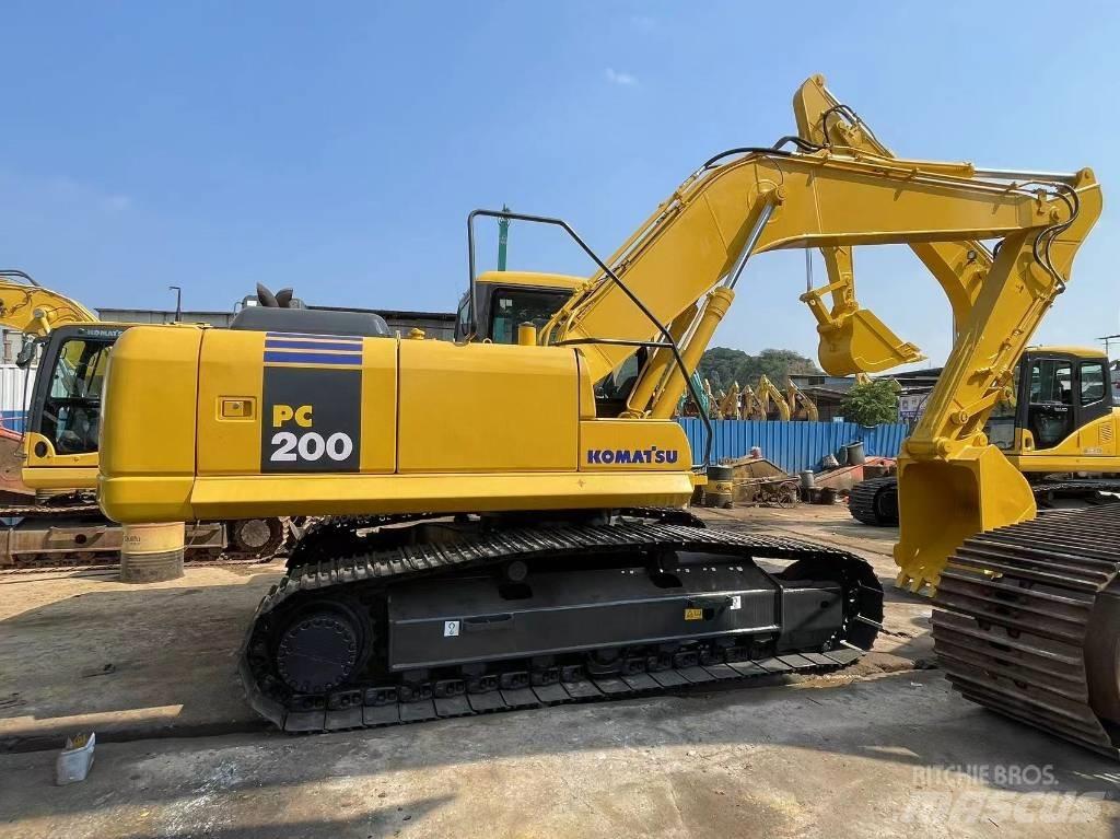 Komatsu PC 200-7 Excavadoras de cadenas
