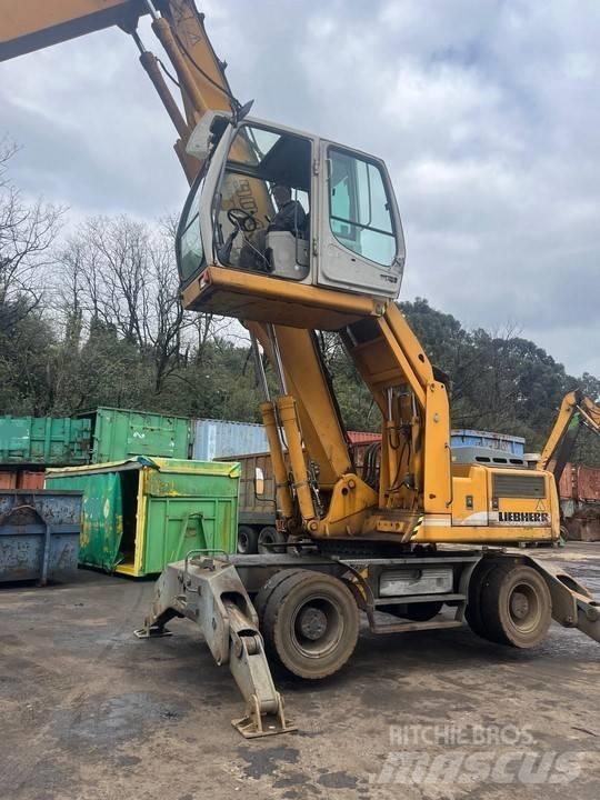 Liebherr A 904 C Excavadoras de ruedas