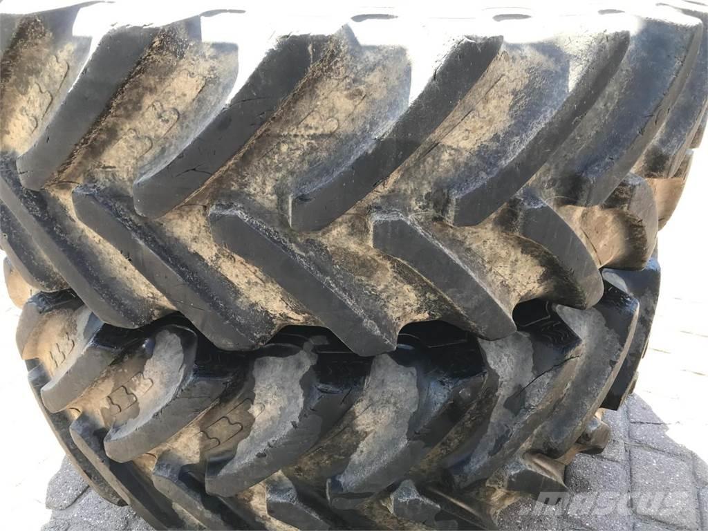 BKT 650/85R42 Neumáticos, ruedas y llantas