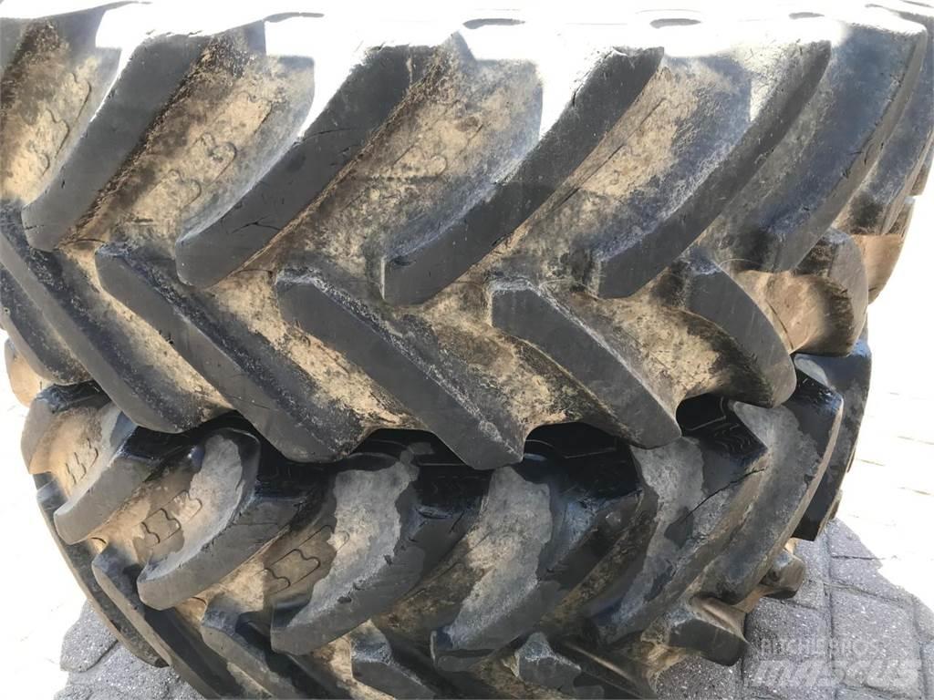 BKT 650/85R42 Neumáticos, ruedas y llantas