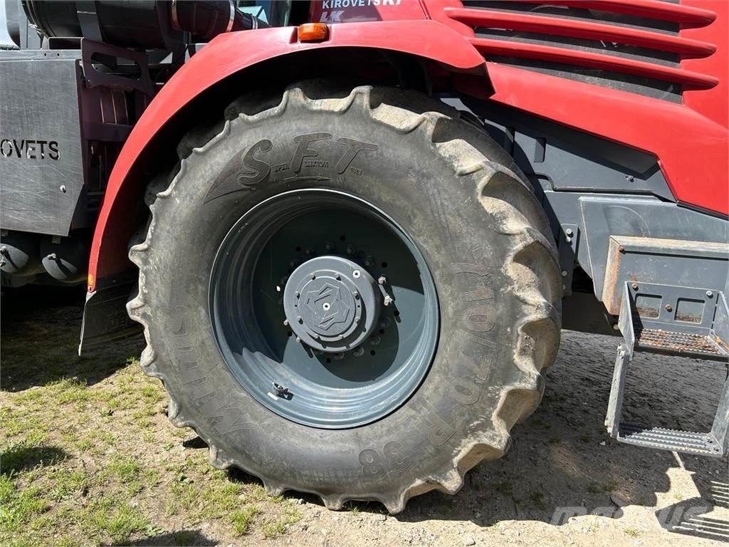 Kirovets K 743 Tractores