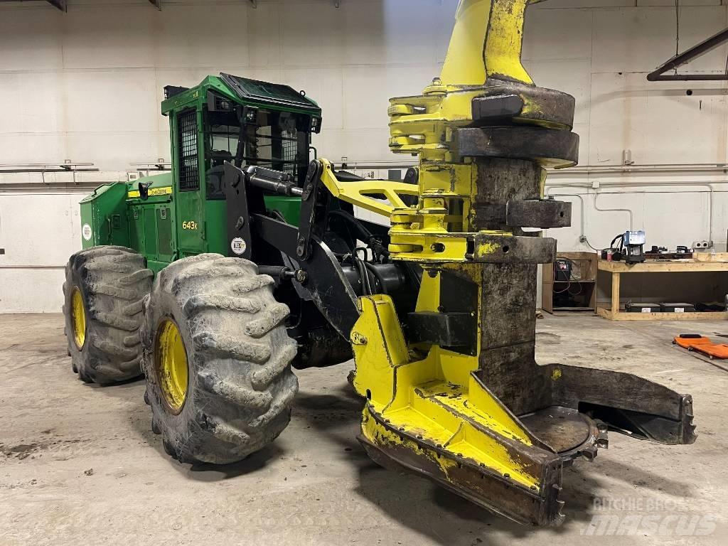 John Deere 643 K Talador apilador