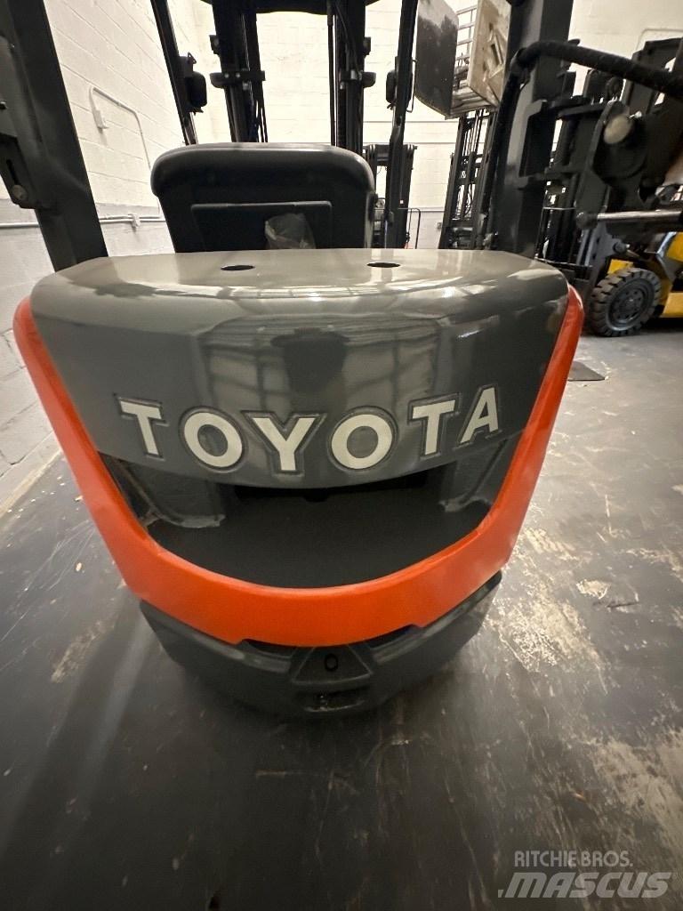 Toyota 8 FG CU 25 Otras carretillas elevadoras