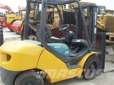 Komatsu FD 30 T-14 Carretillas diesel