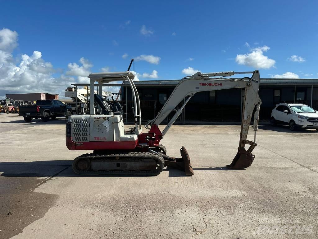 Takeuchi TB 135 Excavadoras de cadenas