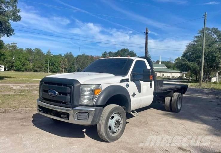 Ford F 550 Camiones plataforma
