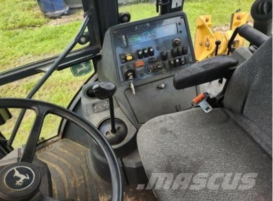DEERE 310L EP Retrocargadoras