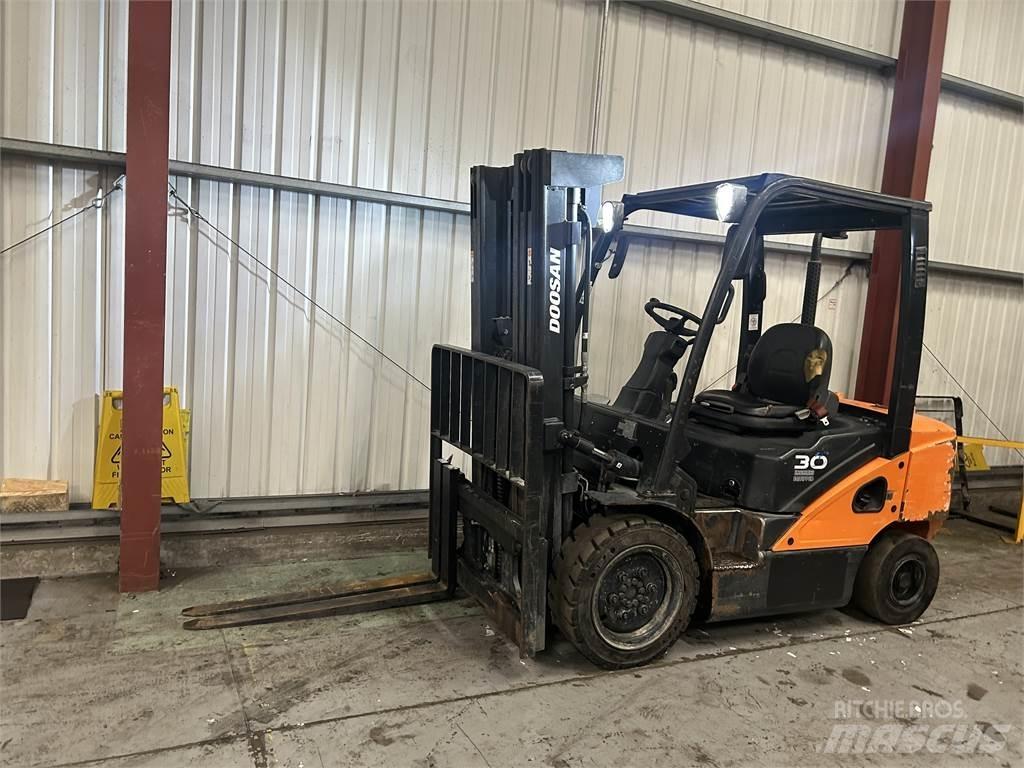 Doosan D30S-5 Carretillas diesel