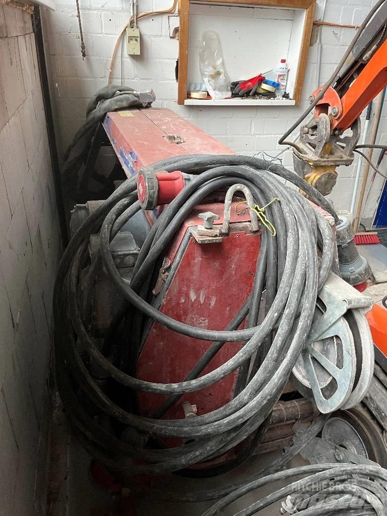 Hilti DSW 3018 E Sierra para piedra