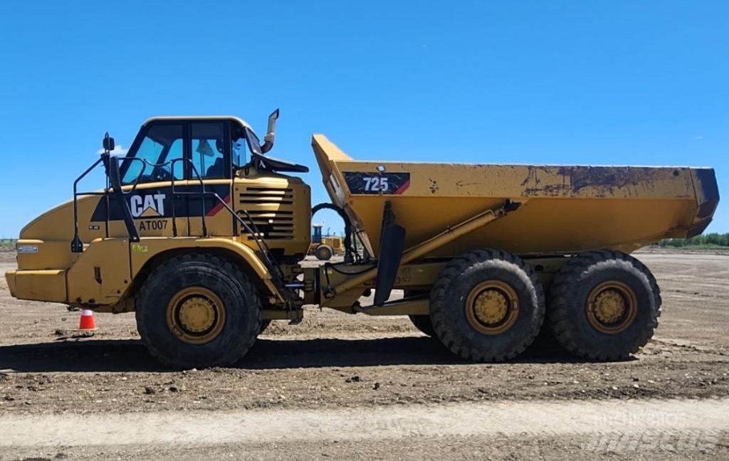 CAT 725 Dúmpers articulados