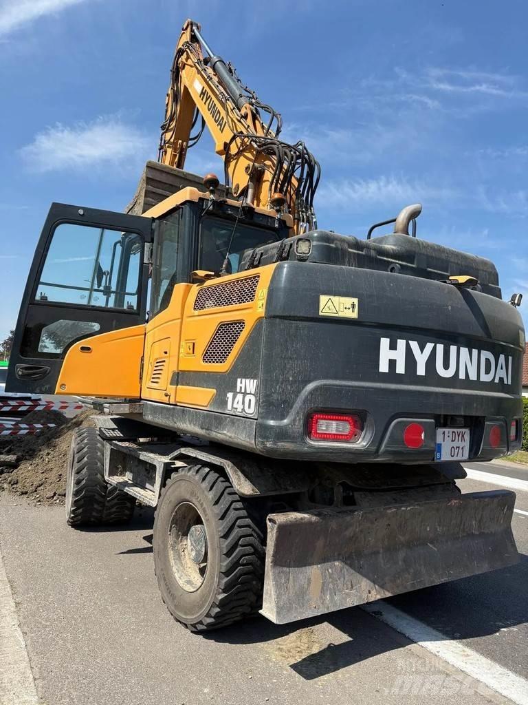 Hyundai HW140 Excavadoras de ruedas