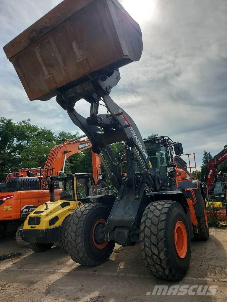 Develon DL 420 CVT-7 Cargadoras sobre ruedas