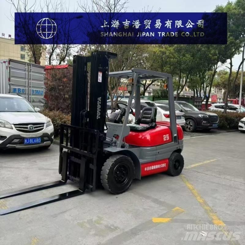 Toyota FD 25 Carretillas diesel