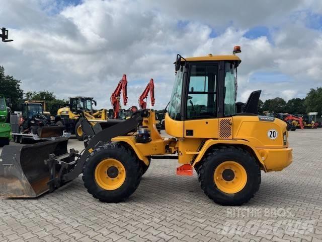 Volvo L 30 G Cargadoras sobre ruedas