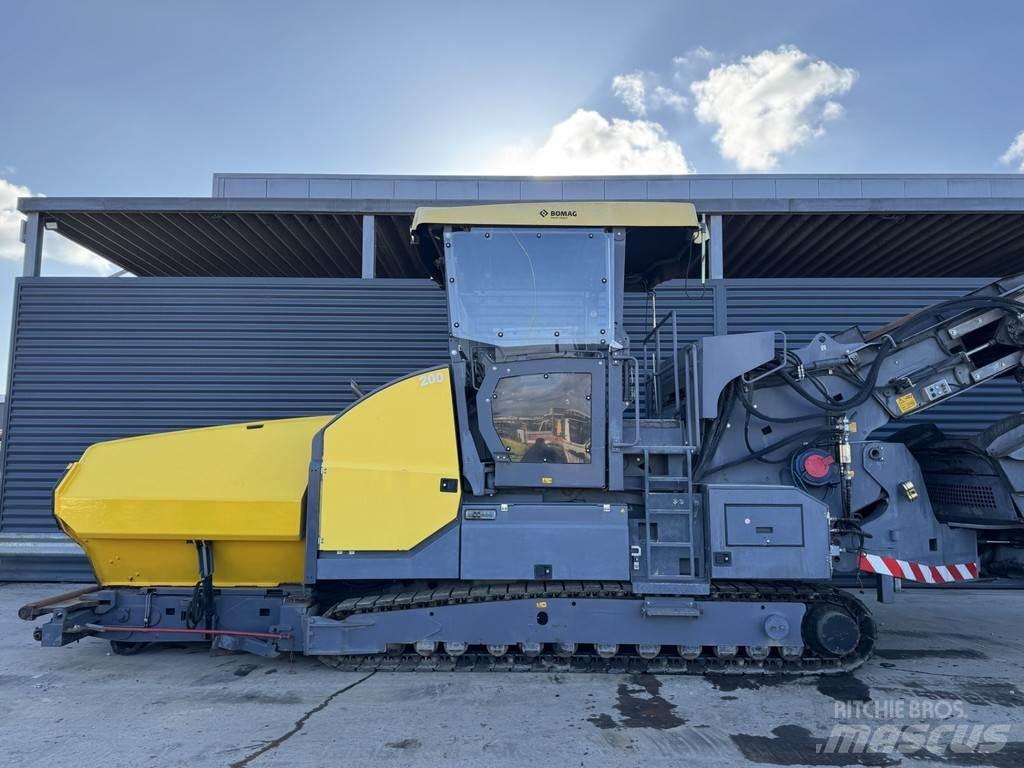 Bomag BMF 2500 S Asfaltadoras