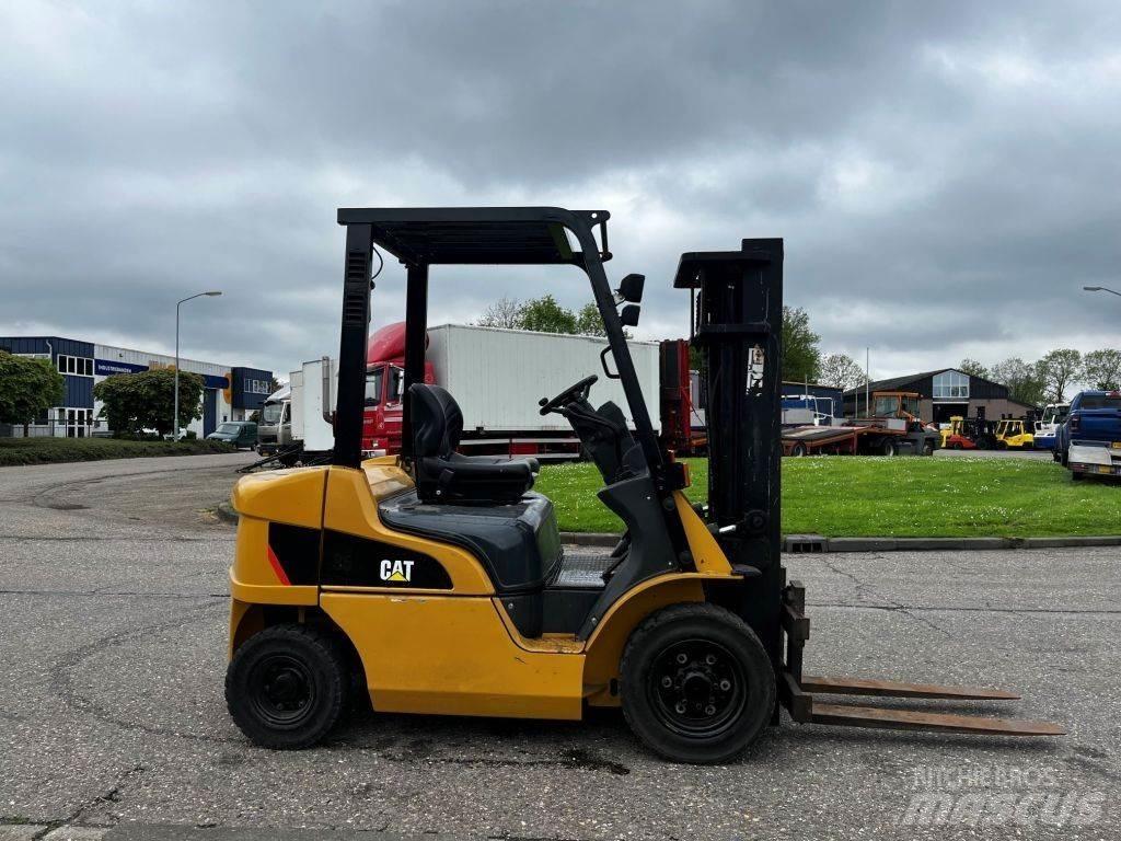 CAT DP25NT Carretillas diesel