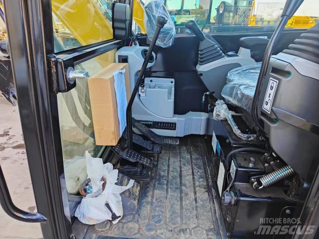 CAT 2024 CAT 305.5 Mini excavadoras < 7t
