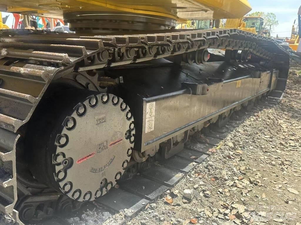 Komatsu PC 240 LC-8 Excavadoras de cadenas