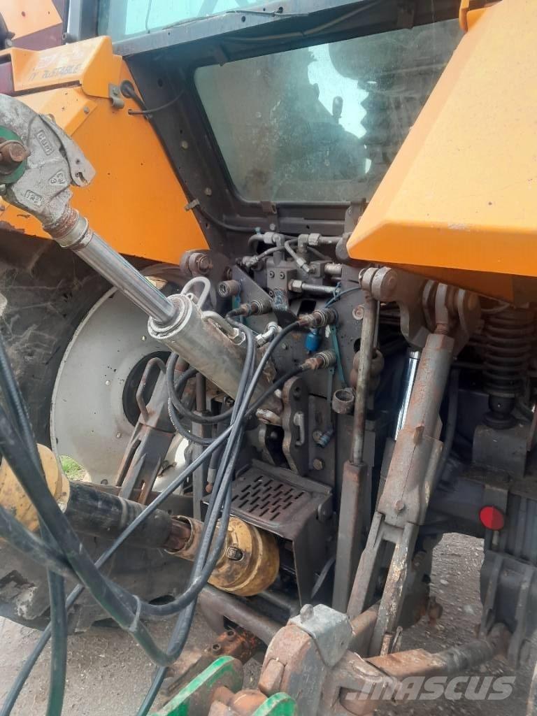 Renault 155-54 TX Tractores
