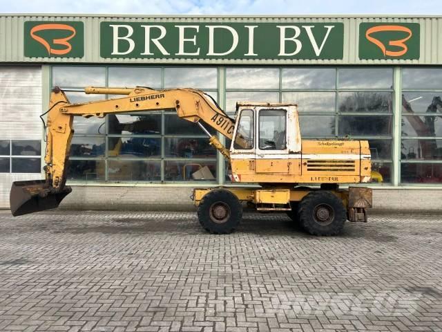 Liebherr A 911 C Excavadoras de ruedas