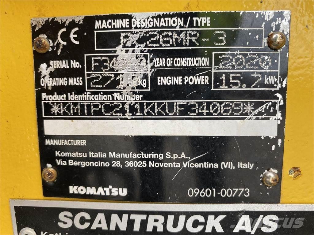 Komatsu PC26MR-3 Excavadoras de ruedas
