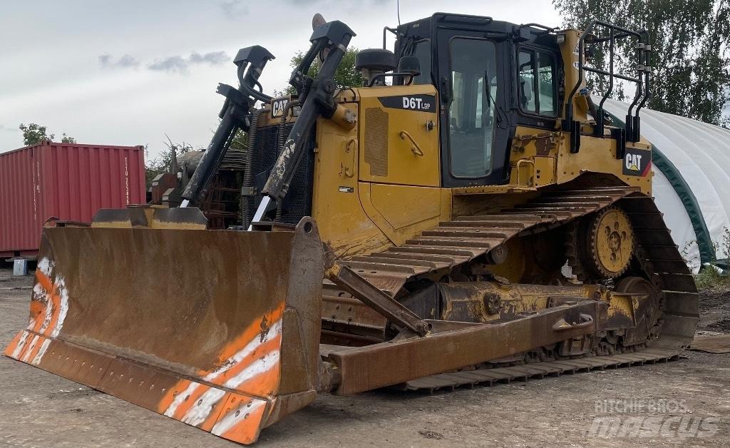 CAT D 6 T LGP Buldozer sobre oruga