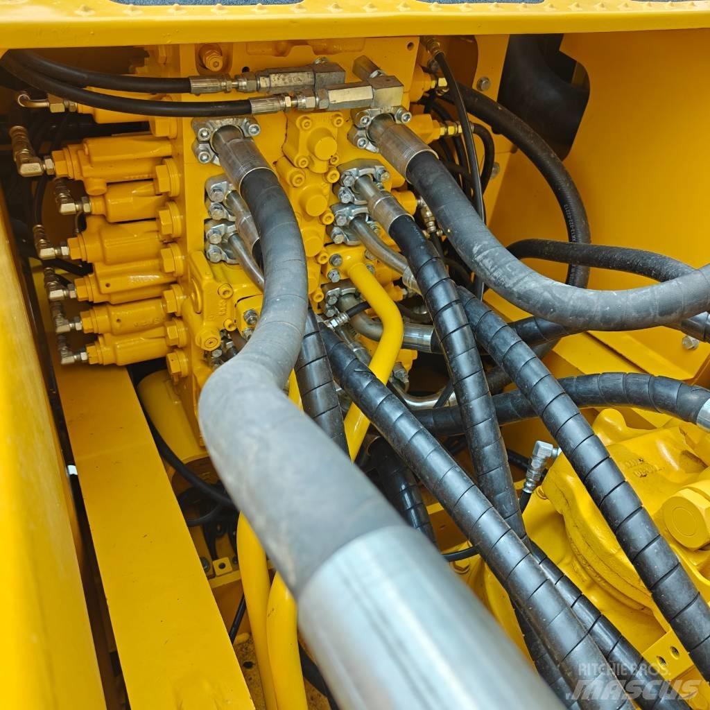 Komatsu 220-8MO Excavadoras de cadenas
