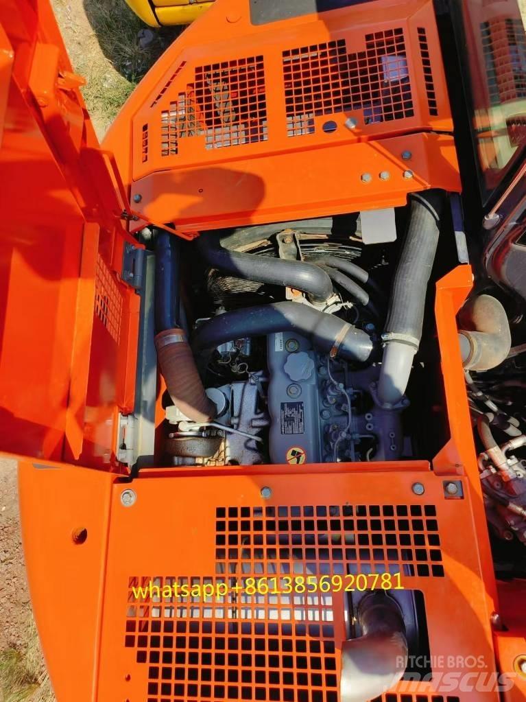 Hitachi ZX 135 US Excavadoras de cadenas