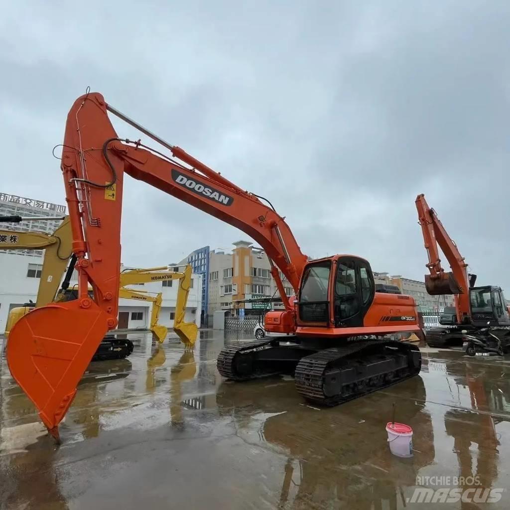 Doosan DX 300 LC Mini excavadoras < 7t