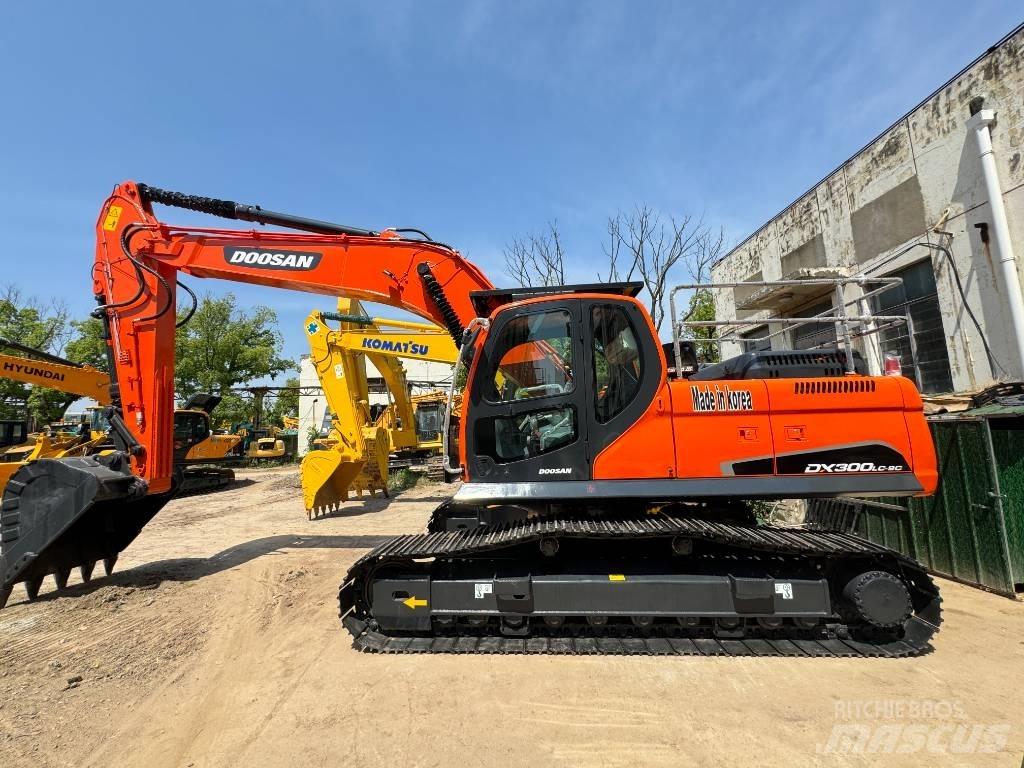 Doosan DX 300 LC Excavadoras de cadenas
