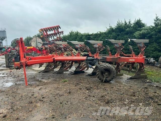 Kuhn MULTIMASTER 183 Arados reversibles suspendidos