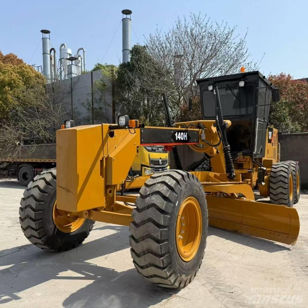 CAT 140 H Motoniveladoras