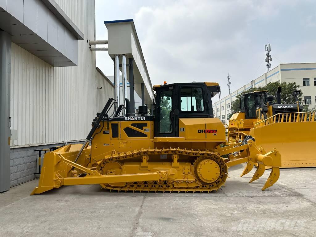 Shantui DH 17 Buldozer sobre oruga