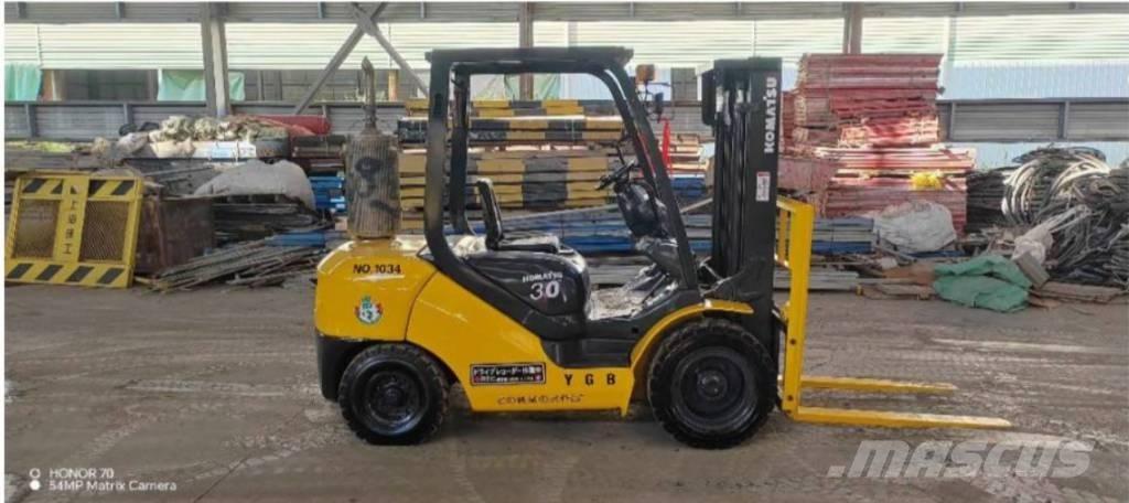 Komatsu FD 30 T-14 Carretillas diesel