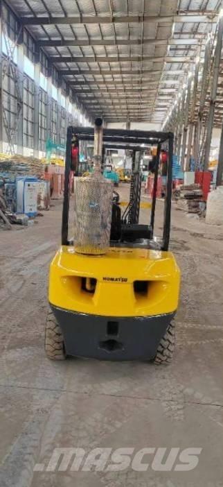 Komatsu FD 30 T-14 Carretillas diesel