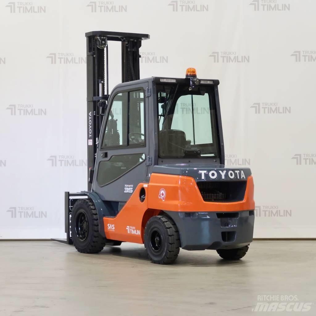 Toyota 52-8FDJF35 Carretillas diesel