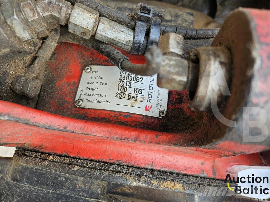 CAT 305.5E2CR Mini excavadoras < 7t