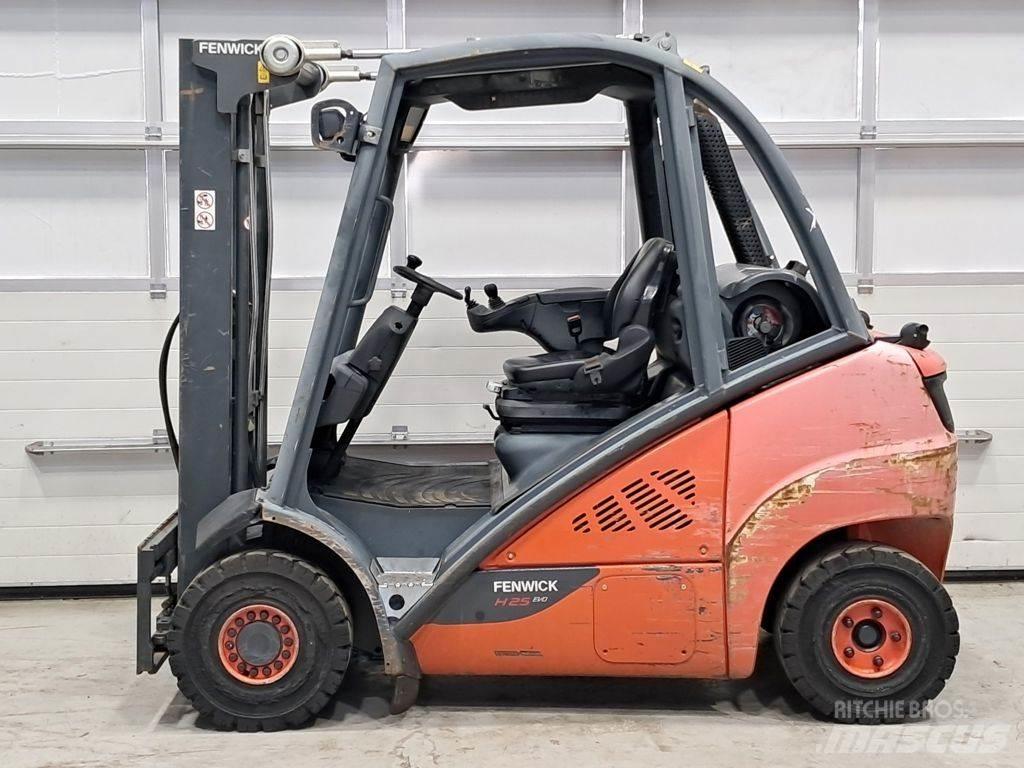 Linde H25T-02 Carretillas LPG