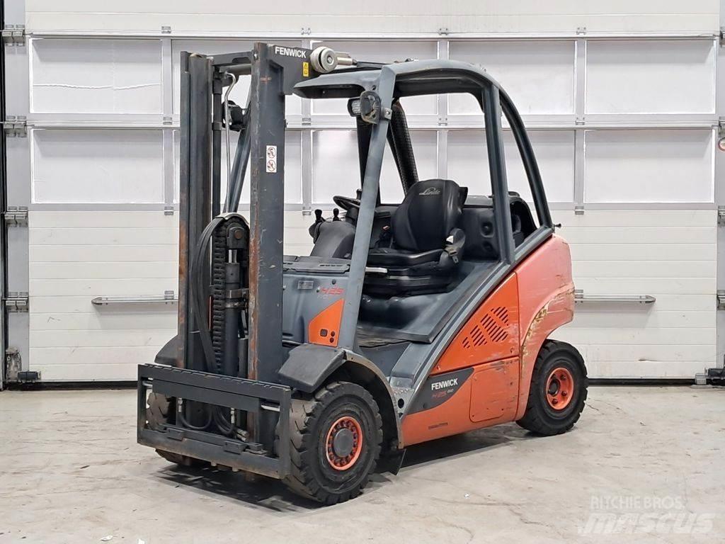 Linde H25T-02 Carretillas LPG