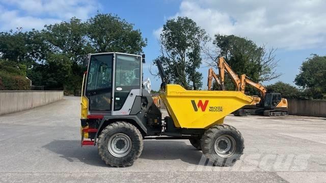Neuson DV90 Remolques volquete