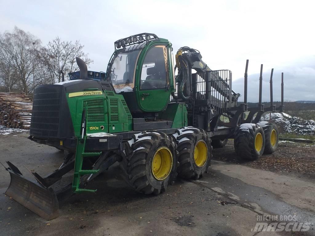 John Deere 1510 E Autocargadoras