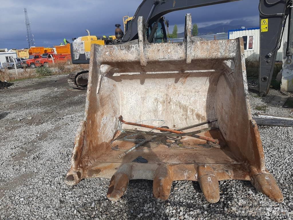 Hitachi ZX 670 LC H Excavadoras de cadenas