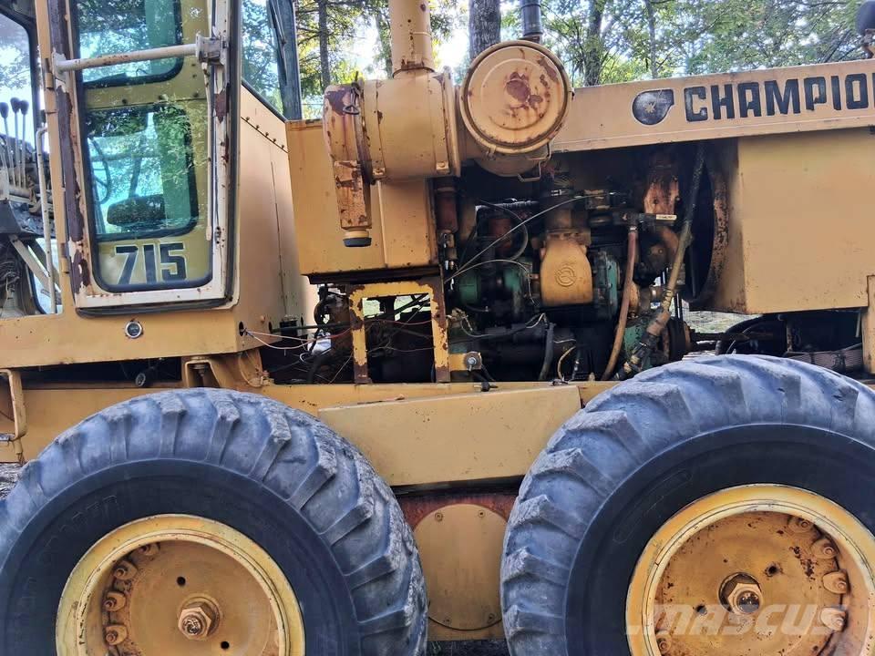 Champion 715 Motoniveladoras