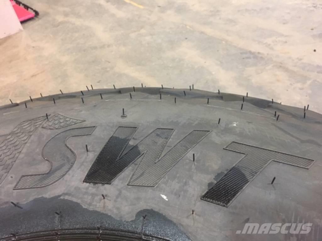 SWT 23.1 - 26 Neumáticos, ruedas y llantas