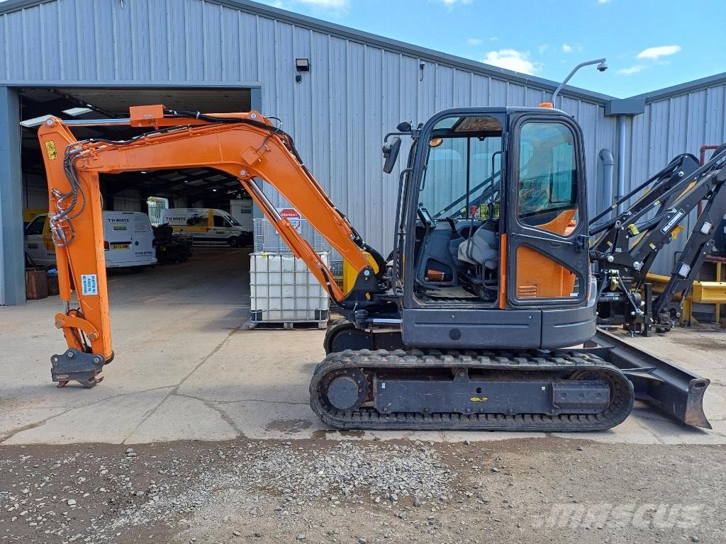 Develon DX 63-3 Mini excavadoras < 7t