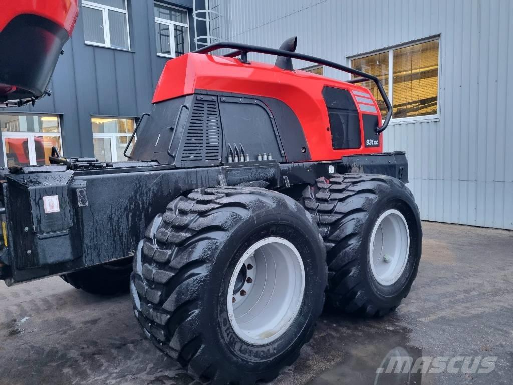 Komatsu 931 XC Cosechadoras