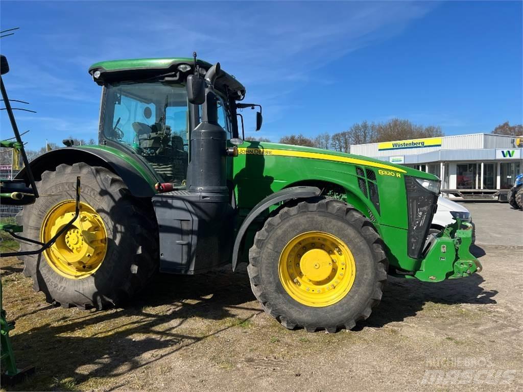 John Deere 8320 R Tractores